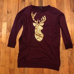 Comfy long, maroon sweater with pockets!